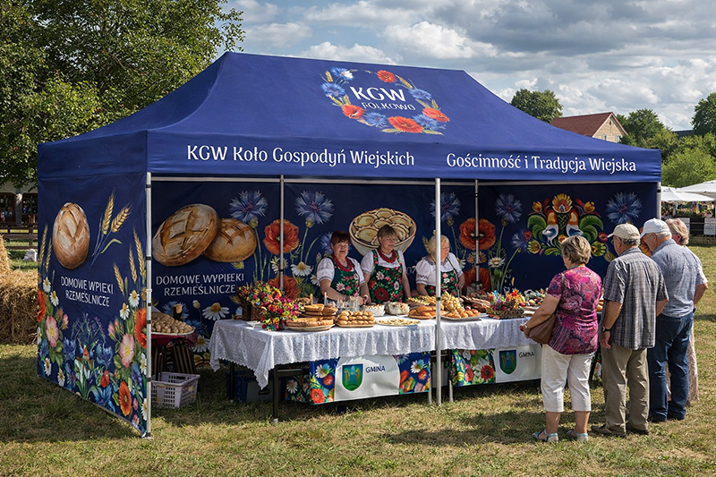 namiot-kolo-gospodyn-wiejskich-kgw Namiot ekspresowy 3×6 m dla Koła Gospodyń Wiejskich – profesjonalne stoisko na festyny i jarmarki